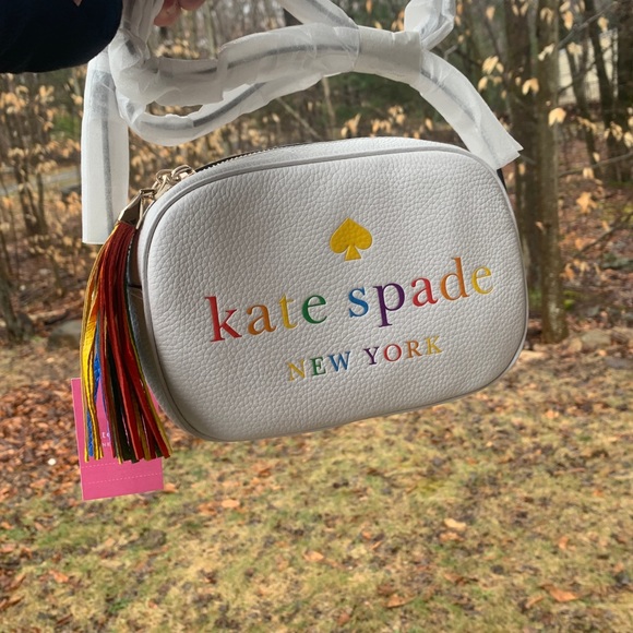 Authentic Kate Spade pebbled leather 🌈logo zip crossbody - Picture 2 of 16